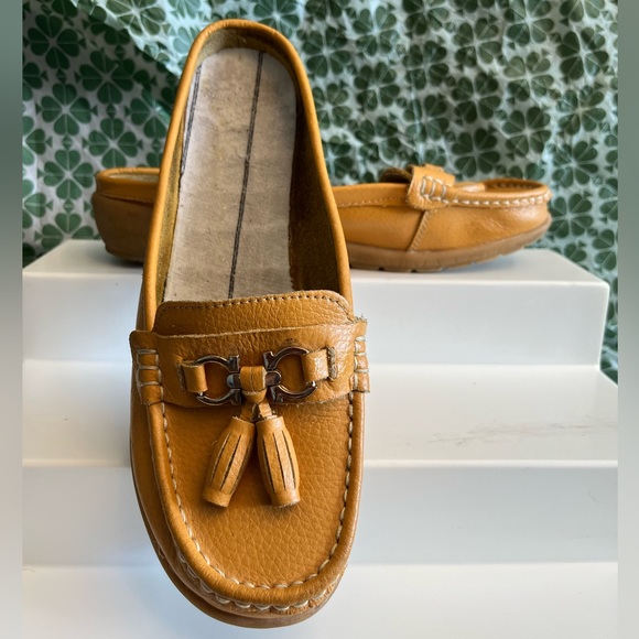 Salvatore Ferragamo Yellow Leather Slip on Shoes!! - Picture 3 of 9